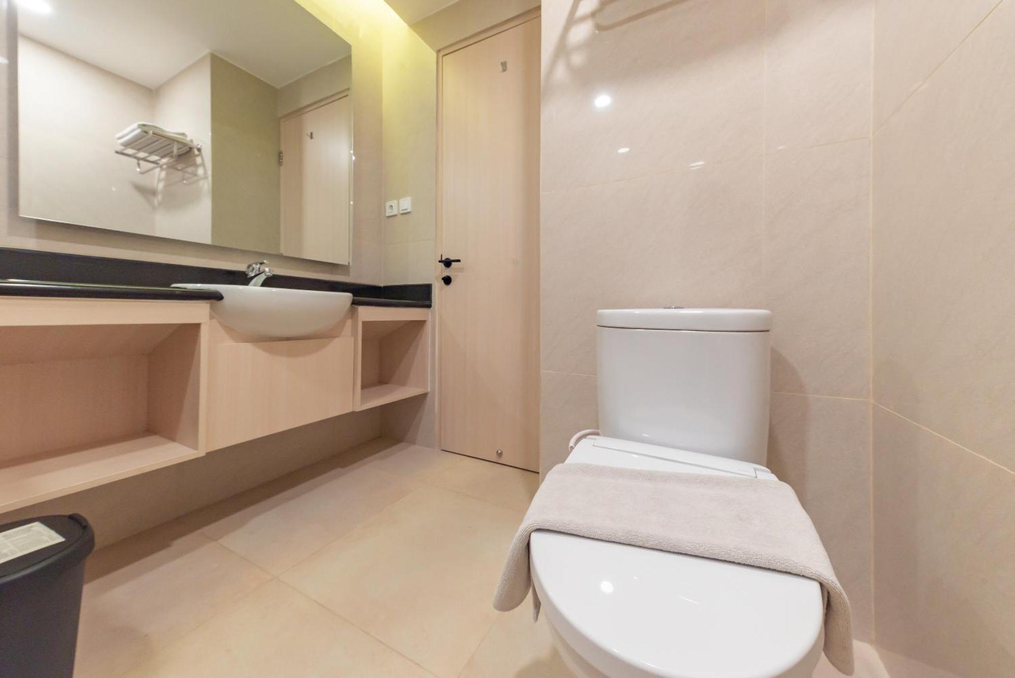Reddoorz Premium Near Paris Van Java Mall Bandung Exterior photo